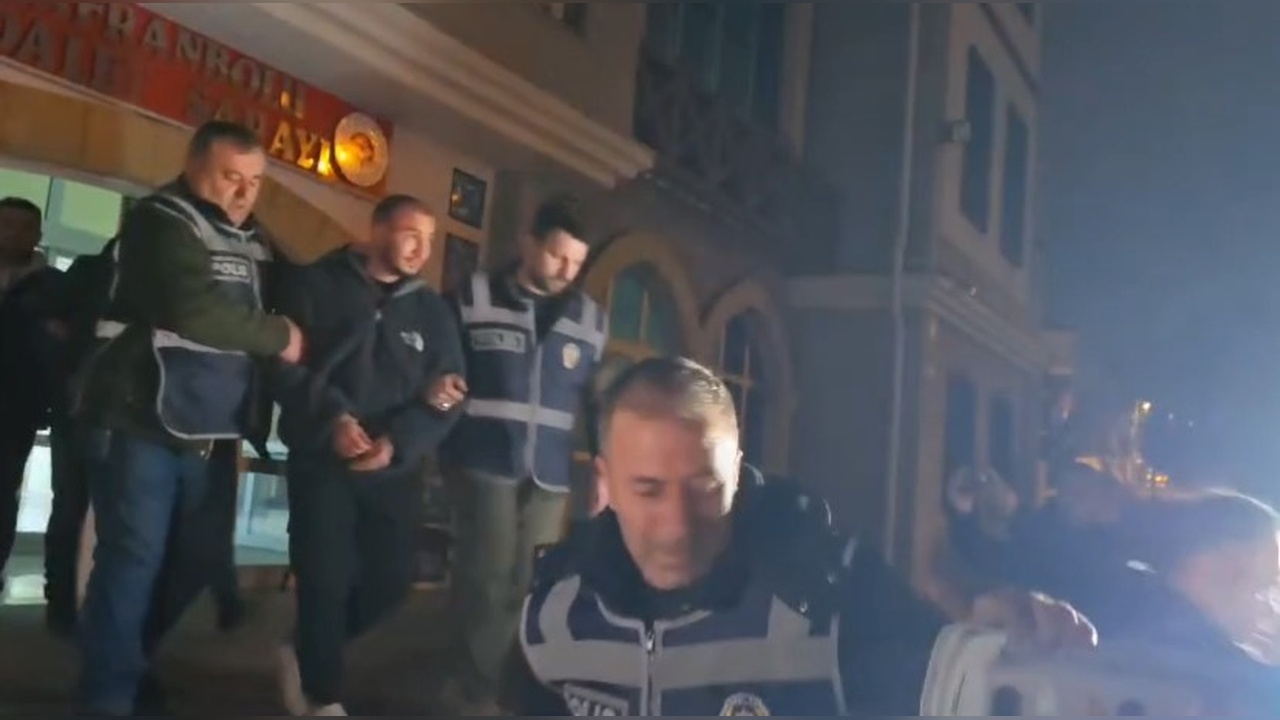 Kuyumcu Soygunu Gerçekleştiren Şüpheliler Adliyeye Sevk Edildi