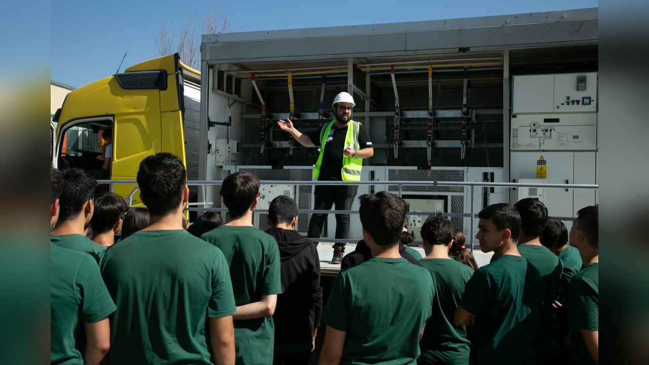 Enerjisa'nın Mobil Eğitim TIR'ı Deprem Bölgesine Gidiyor