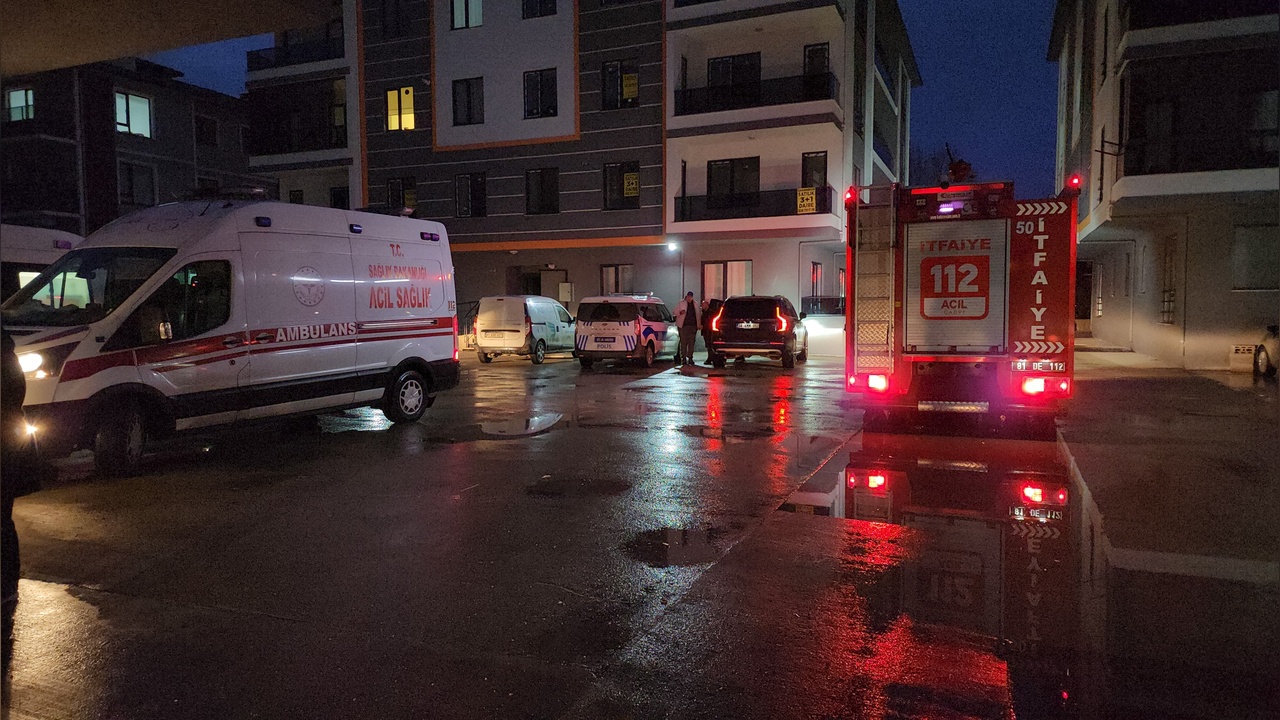 Asansör Montajında Kaza: Üç İşçi Yaralandı