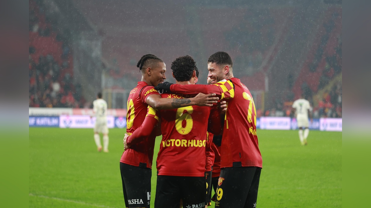 Göztepe, Kasımpaşa'yı Farklı Geçti