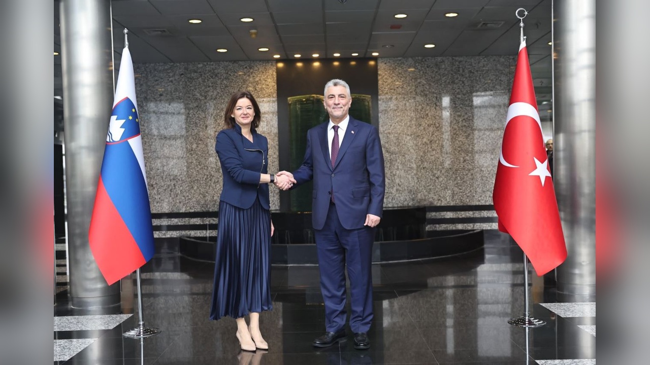 Bakan Bolat ve Fajon'dan İşbirliği Vurgusu