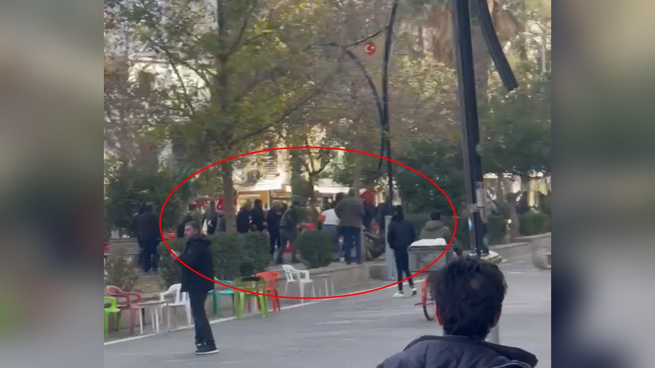 Kavga Anları Güvenlik Kamerasına Yansıdı: 8 Kişi Yaralandı