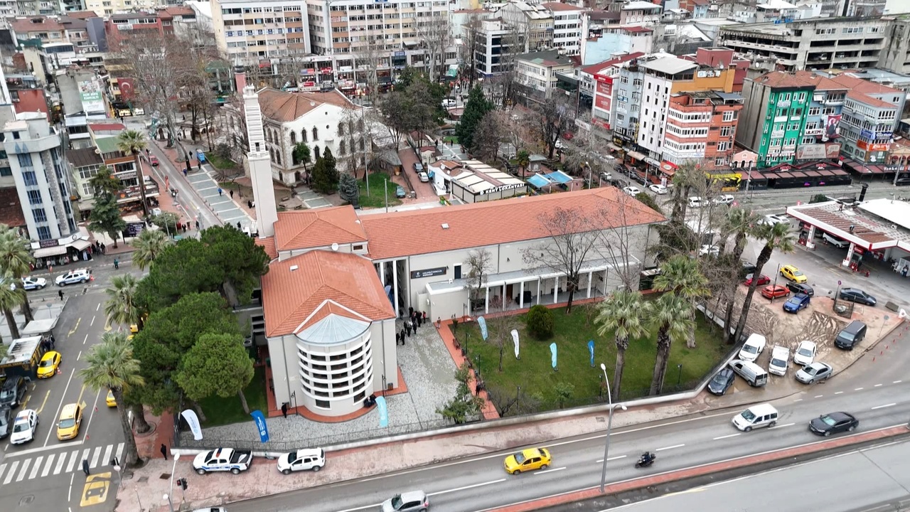 Halkevi Binası Gençlik Merkezi Olarak Yeniden Açıldı