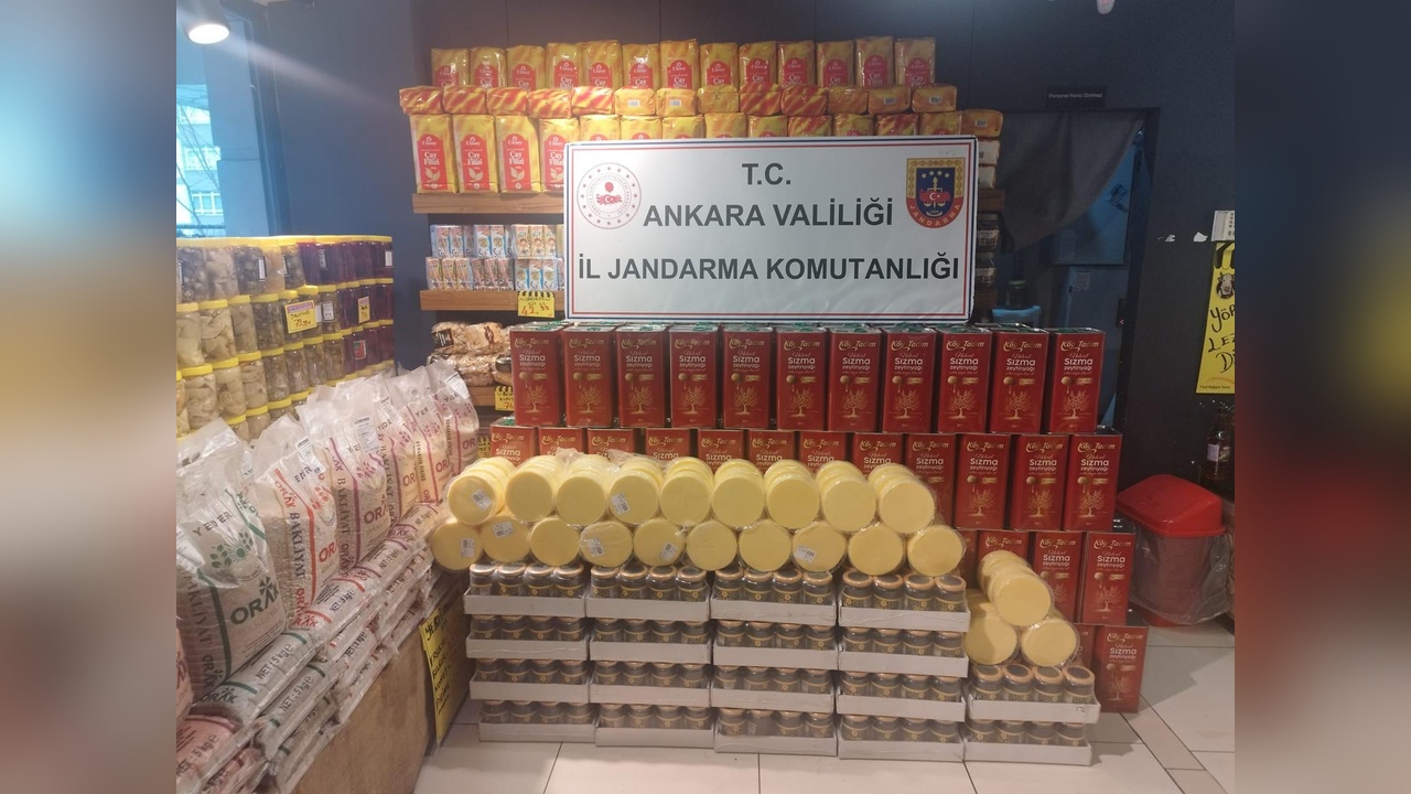 Ankara'da Kaçak Gıda Operasyonu: 1.3 Milyon TL Değerinde Ürün Ele Geçirildi