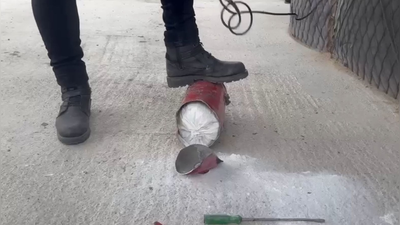 Yangın Tüpü İçinde Metamfetamin Yakalandı