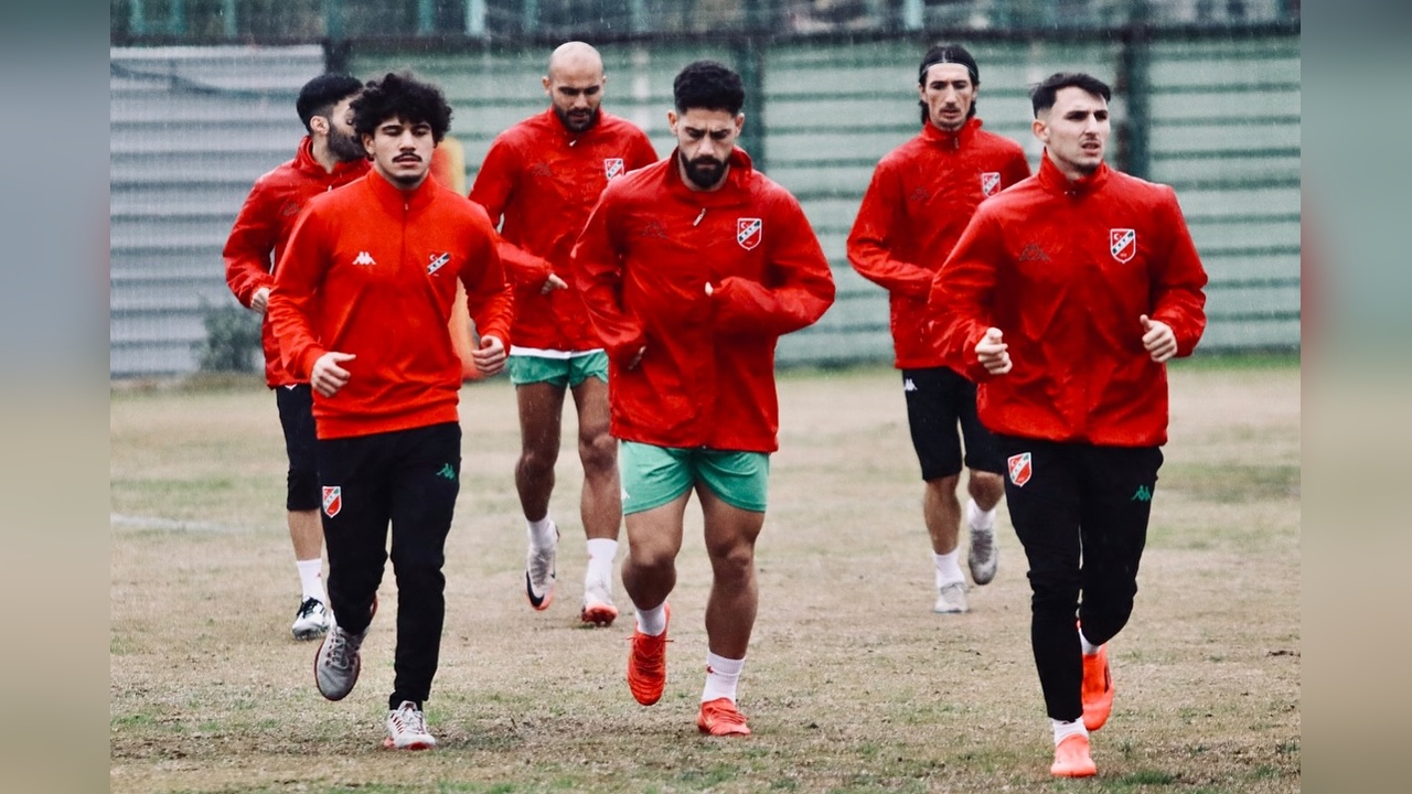 Karşıyaka, Mevcut Kadrosunu Koruma Kararı Aldı