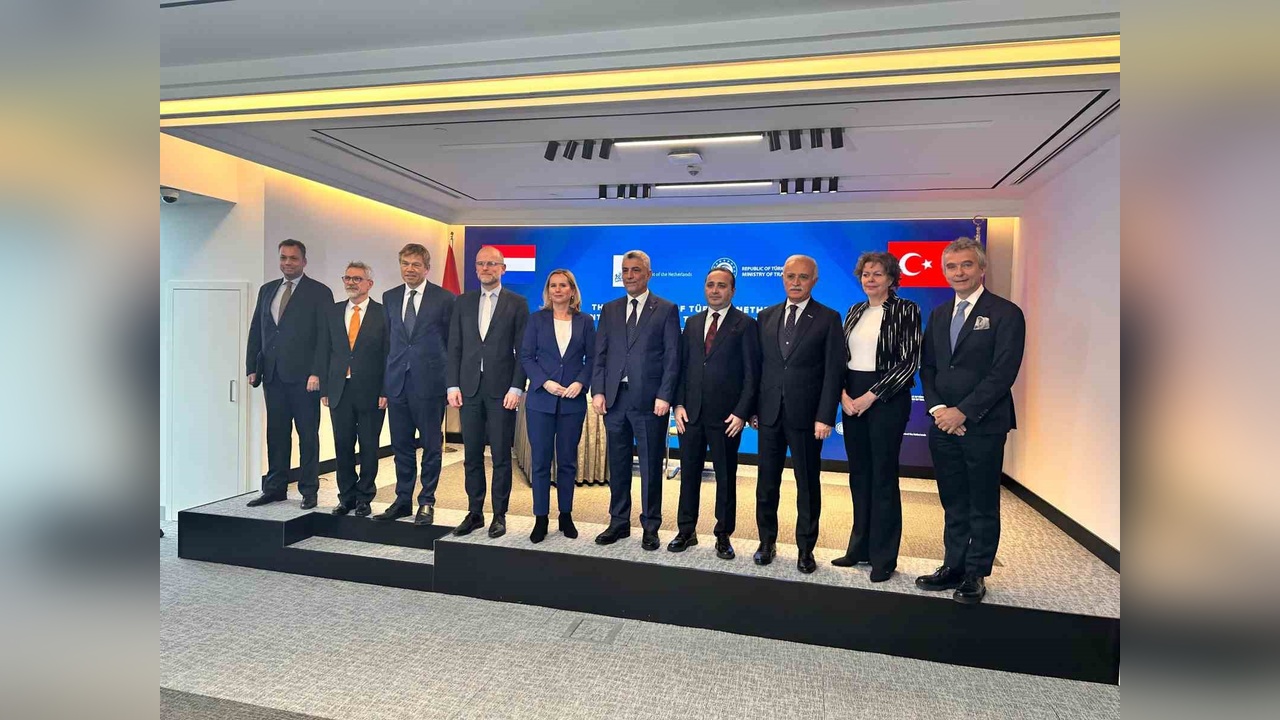 Türkiye ve Hollanda'nın Ekonomik İşbirliği Güçleniyor
