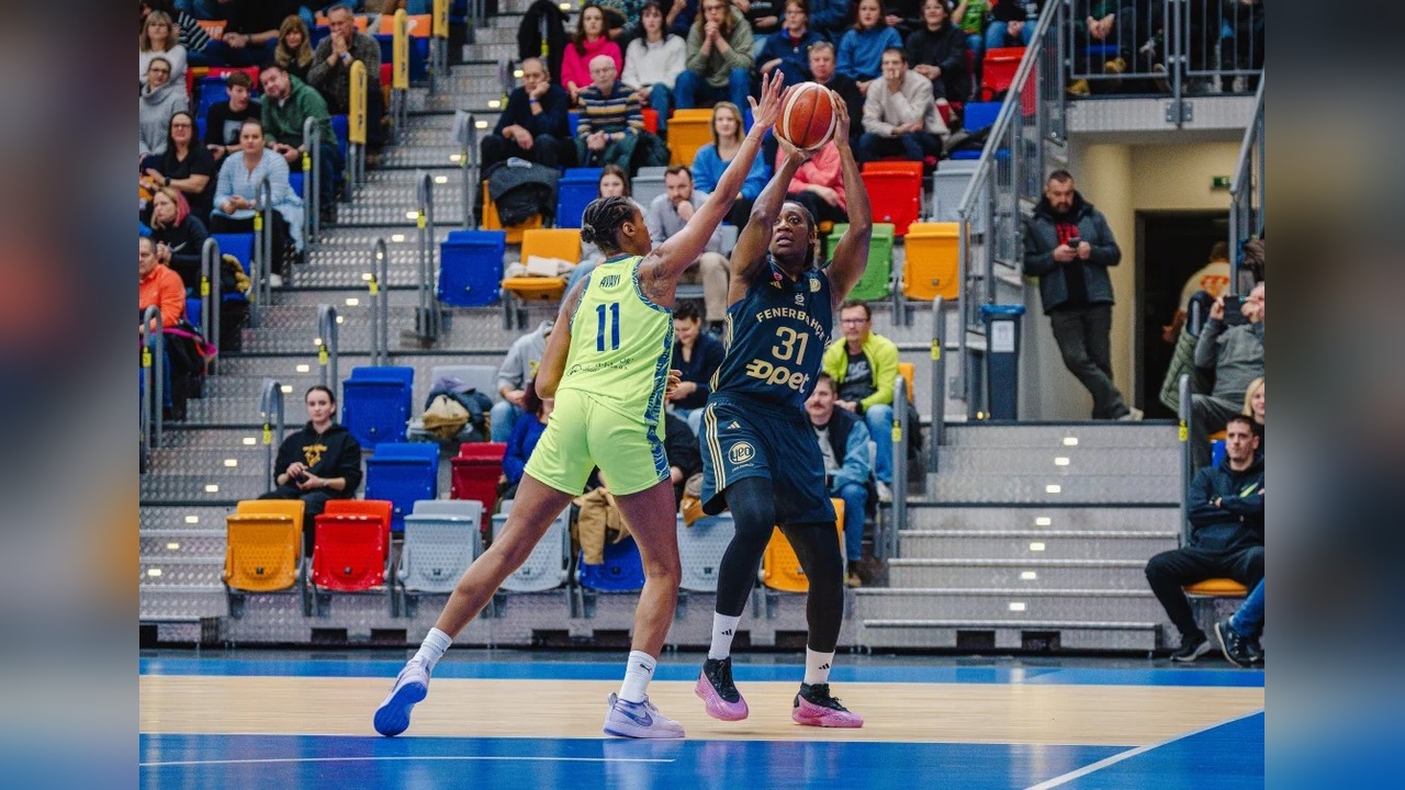 Fenerbahçe Kadın Basketbol Takımı Namağlup Yolculuğunu Sürdürüyor