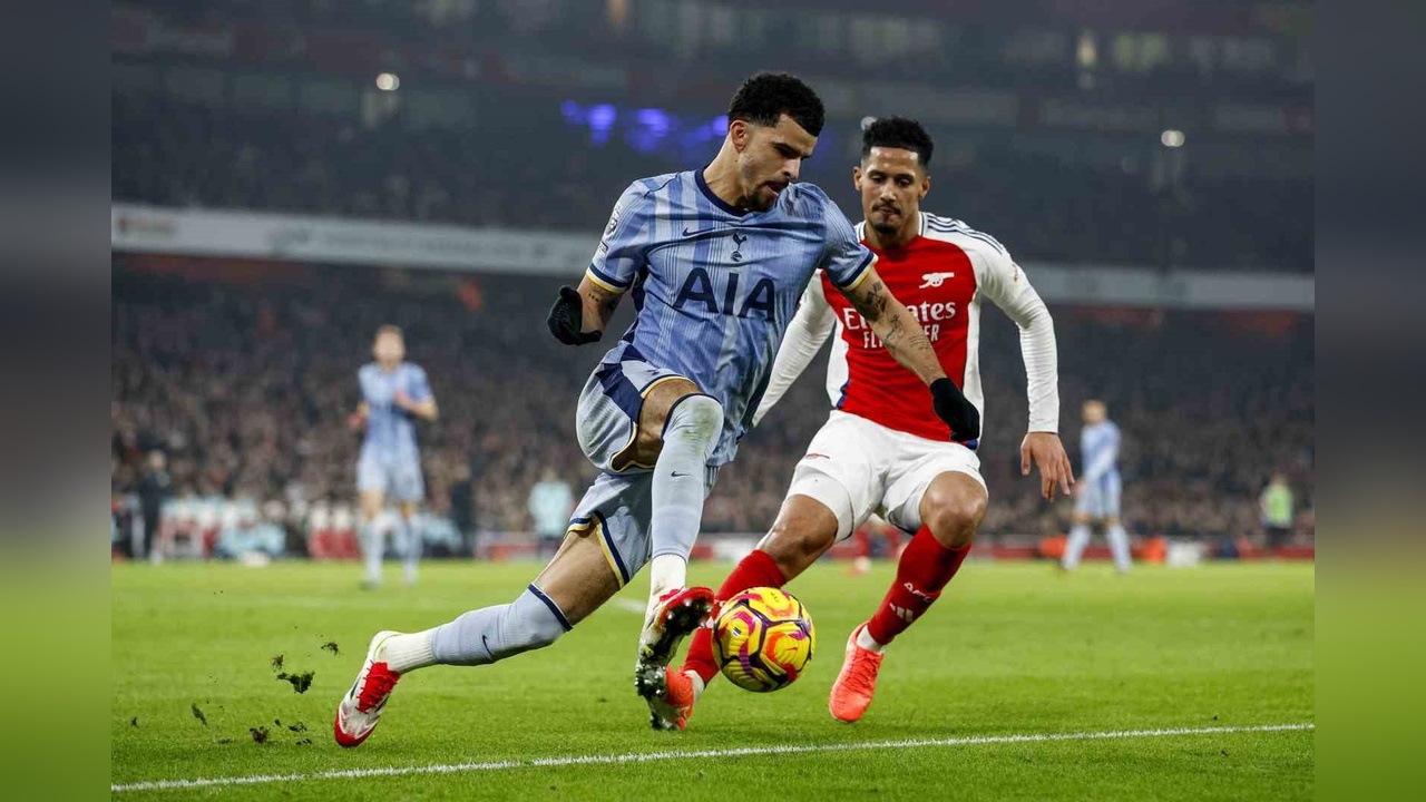 Arsenal, Kuzey Londra Derbisinde Galip Geldi