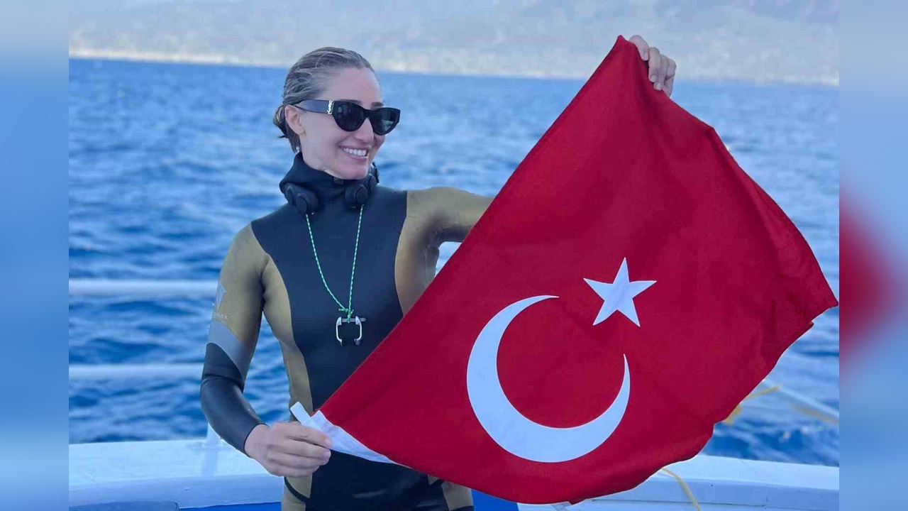 Şahika Ercümen, Serbest Dalışta Yeni Bir Başarıya İmza Attı