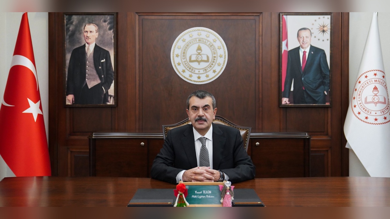 Bakan Tekin, Yarıyıl Tatilinin Önemine Dikkat Çekti