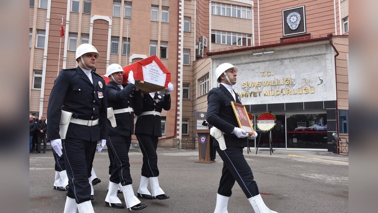 Hayatını Kaybeden Polis Memuru İçin Tören Düzenlendi