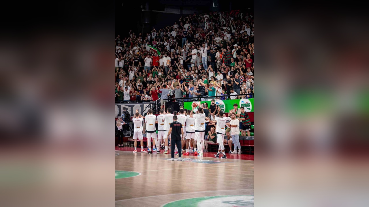 Karşıyaka Basketbol Takımı Transfer Yasağıyla Karşılaştı