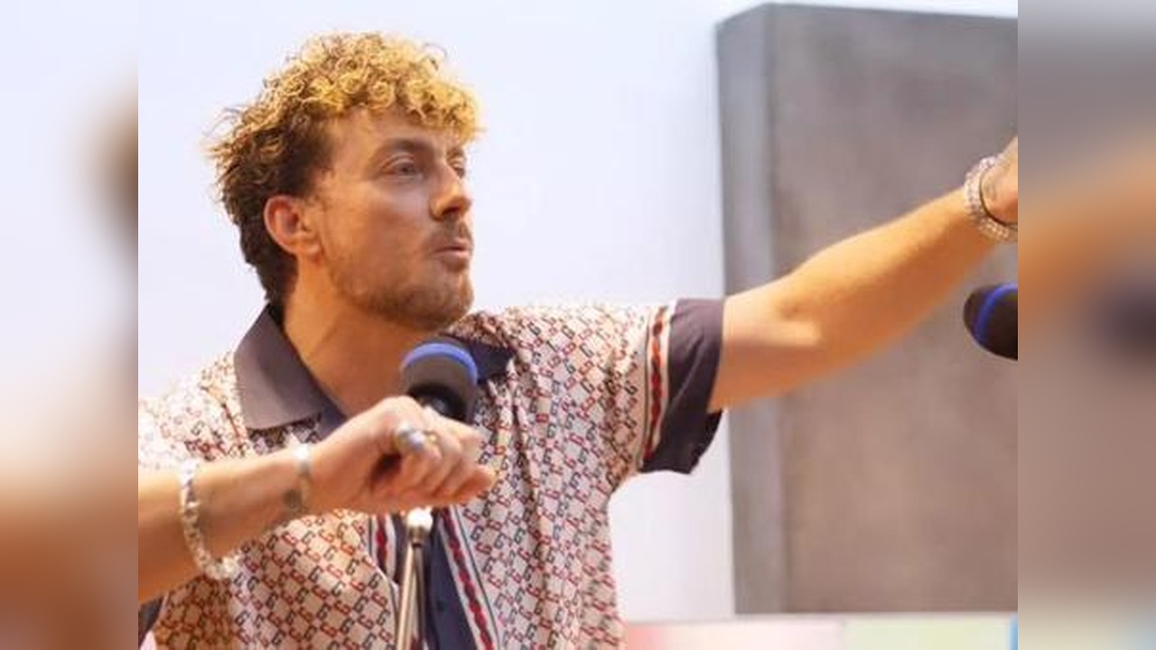 Ünlü İngiliz Televizyon Yıldızı 46 Yaşında Hayatını Kaybetti