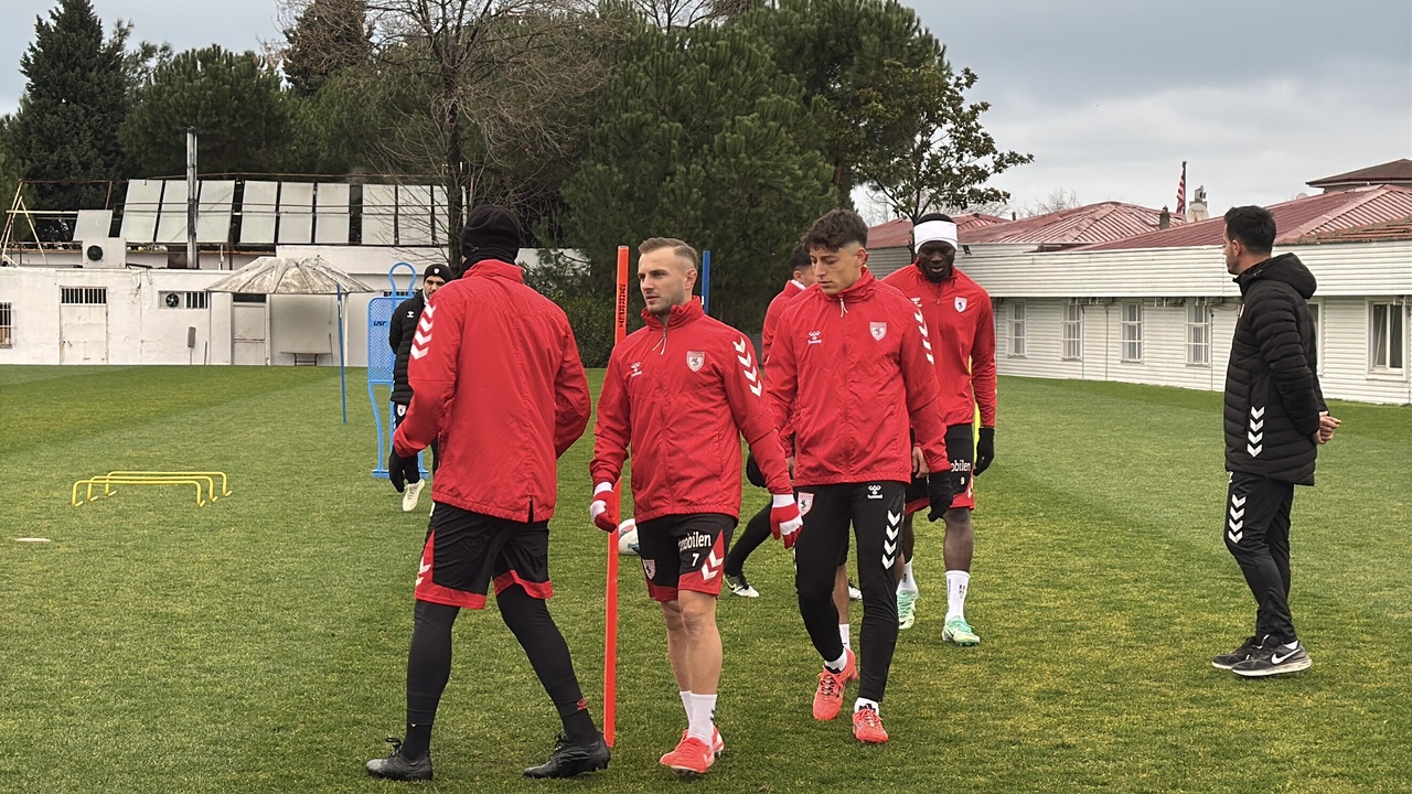 Celil Yüksel, Beşiktaş Maçında Hedefin Galibiyet Olduğunu Açıkladı