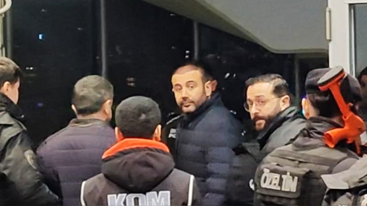 Beşiktaş Belediye Başkanı ve 22 Şüpheli İhale Yolsuzluğu Nedeniyle Tutuklandı