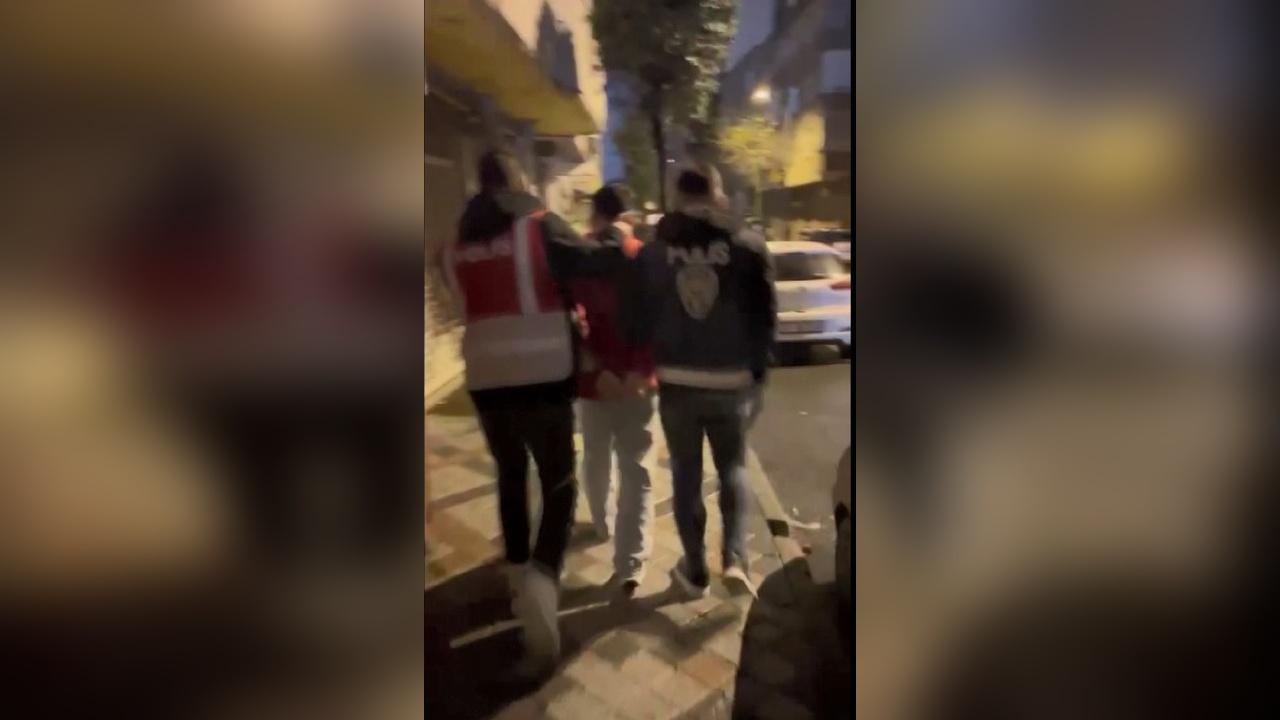 Sosyal Medya Dolandırıcılığı: 21 Kişi Yakalandı
