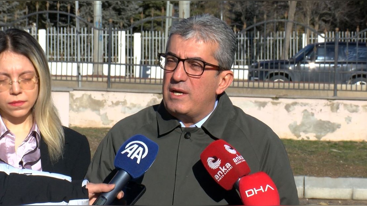 CHP, İki Kanunun İptali İçin AYM'ye Başvurdu