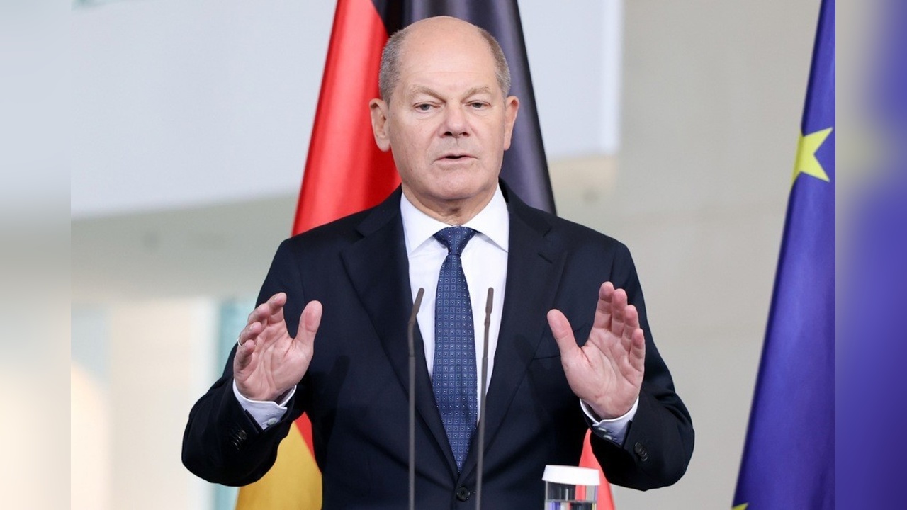Scholz, ABD'nin Ukrayna'ya Desteğinin Süreceğini Belirtti