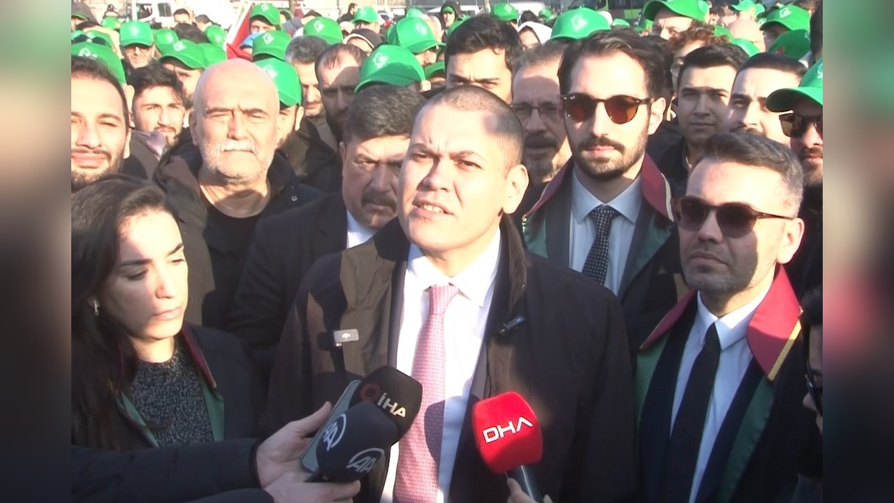 Martı'nın Kurucusundan Taksi Lobisine Sert Eleştiriler