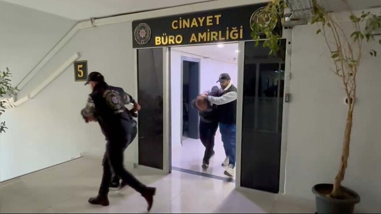 Evlilik İzni Alamayan Genç, Sevgilisi ve Annesine Saldırdı