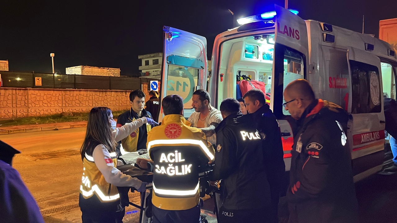 Kocaeli'deki Akaryakıt Terminalinde Patlama: Dört İşçi Yaralı