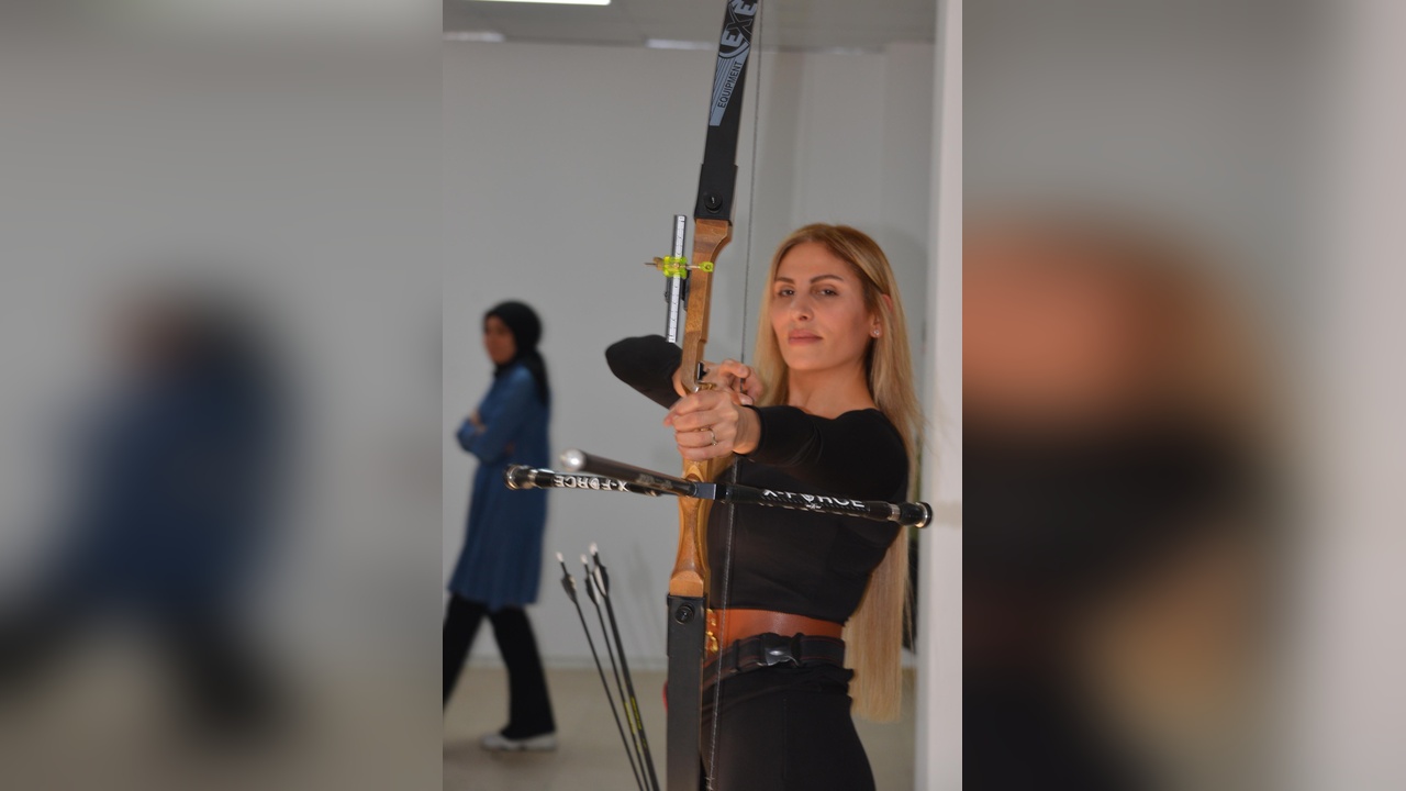 Pınar Hakim'in Okçuluk Başarısı Göz Dolduruyor