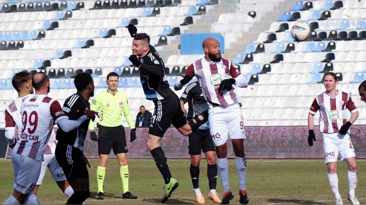 Erzurumspor FK, Bandırmaspor'u Mağlup Etti
