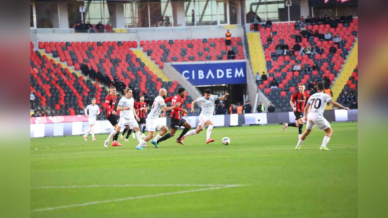 Trendyol Süper Lig'de Gaziantep FK ve Bodrum FK Beraberlik Mücadelesi Veriyor