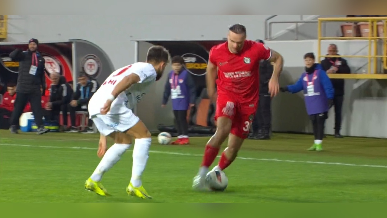 Çorum FK, Ümraniyespor'u 3-1 Mağlup Etti