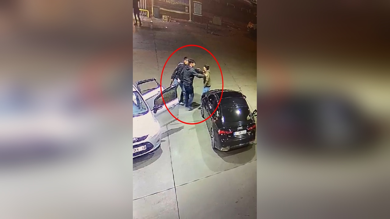 Akaryakıt İstasyonunda Kaçırma Olayı Kameralara Yansıdı