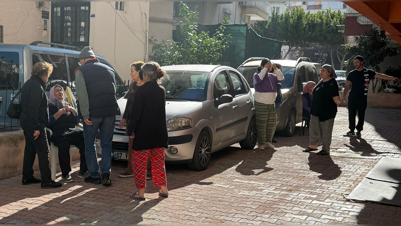 Saç Spreyi Kutularının Patlaması Korkuya Neden Oldu