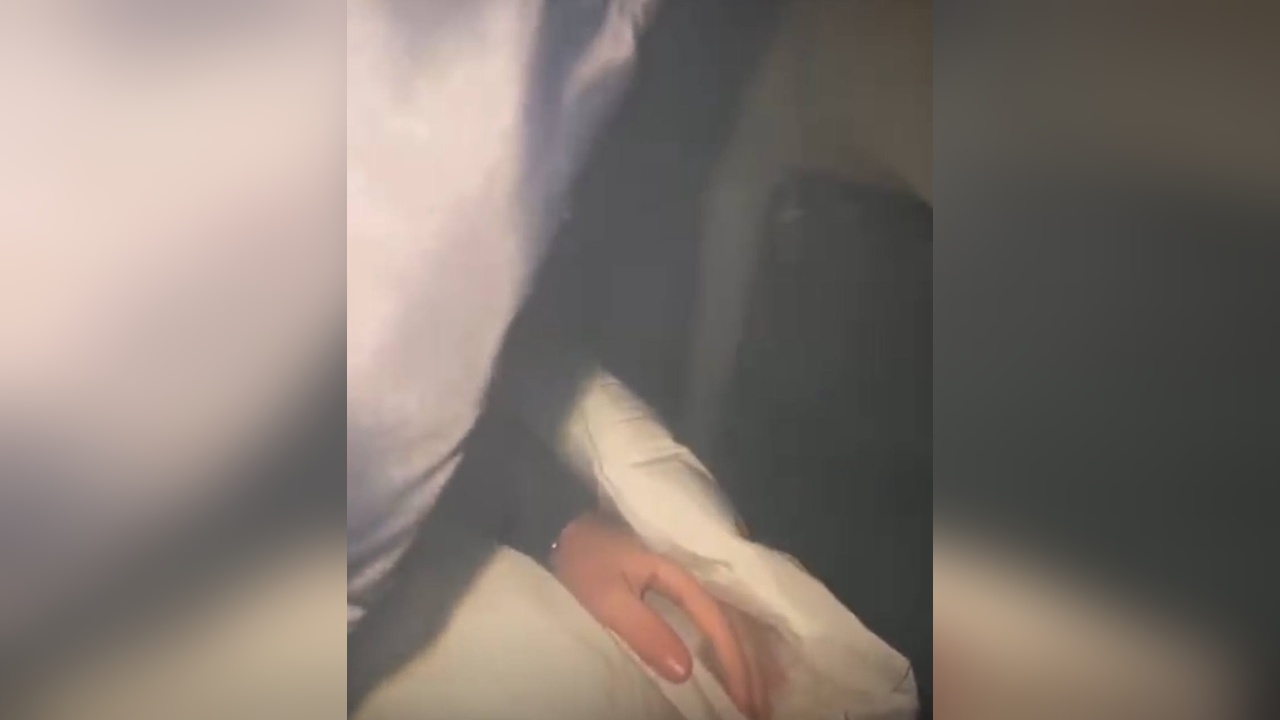 Fatih'te Hızlı Giden Otomobil Park Halindeki Araca Çarptı