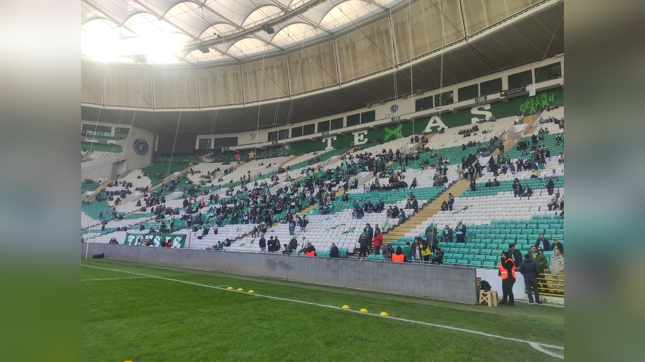 Bursaspor Taraftarları Tel Örgüsüz Maç İzleme Keyfini Yaşayacak
