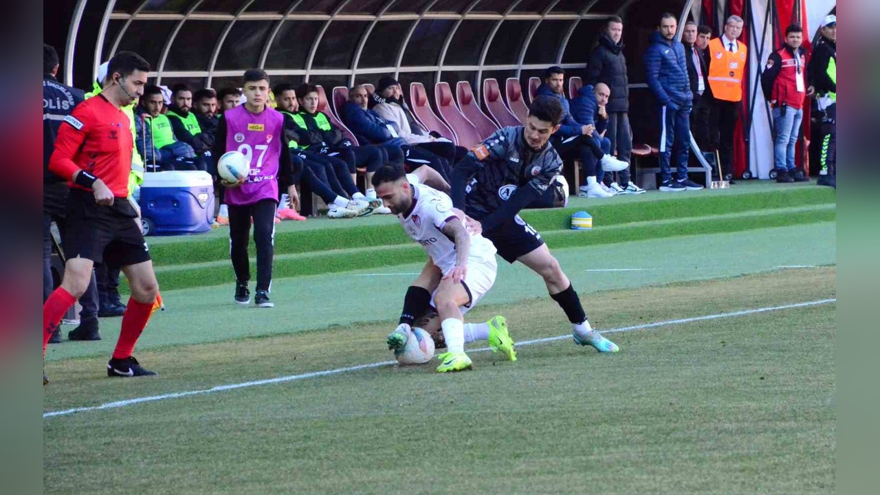 Karaman FK ve Elazığspor Beraberlikte Anlaştı