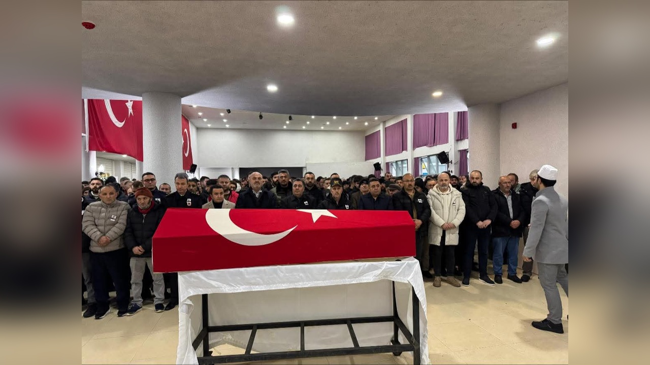 Bebeğine Süt Götürürken Hayatını Kaybeden Polis Memuru Son Yolculuğuna Uğurlandı