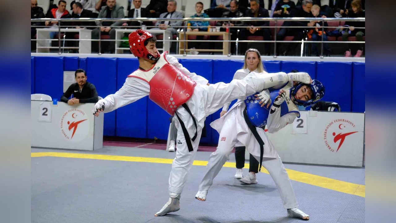 Türkiye Gençler Taekwondo Şampiyonası Tamamlandı