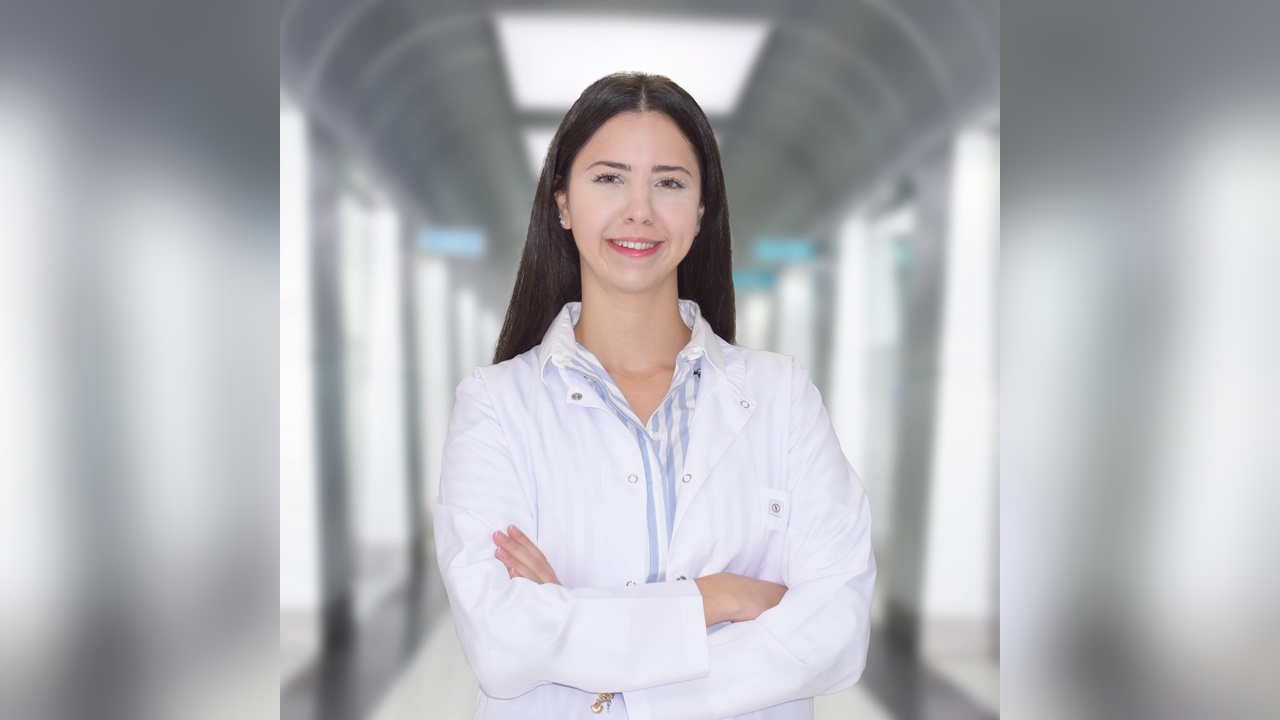 Diş Estetiğinde Yaprak Porselen Tercih Ediliyor