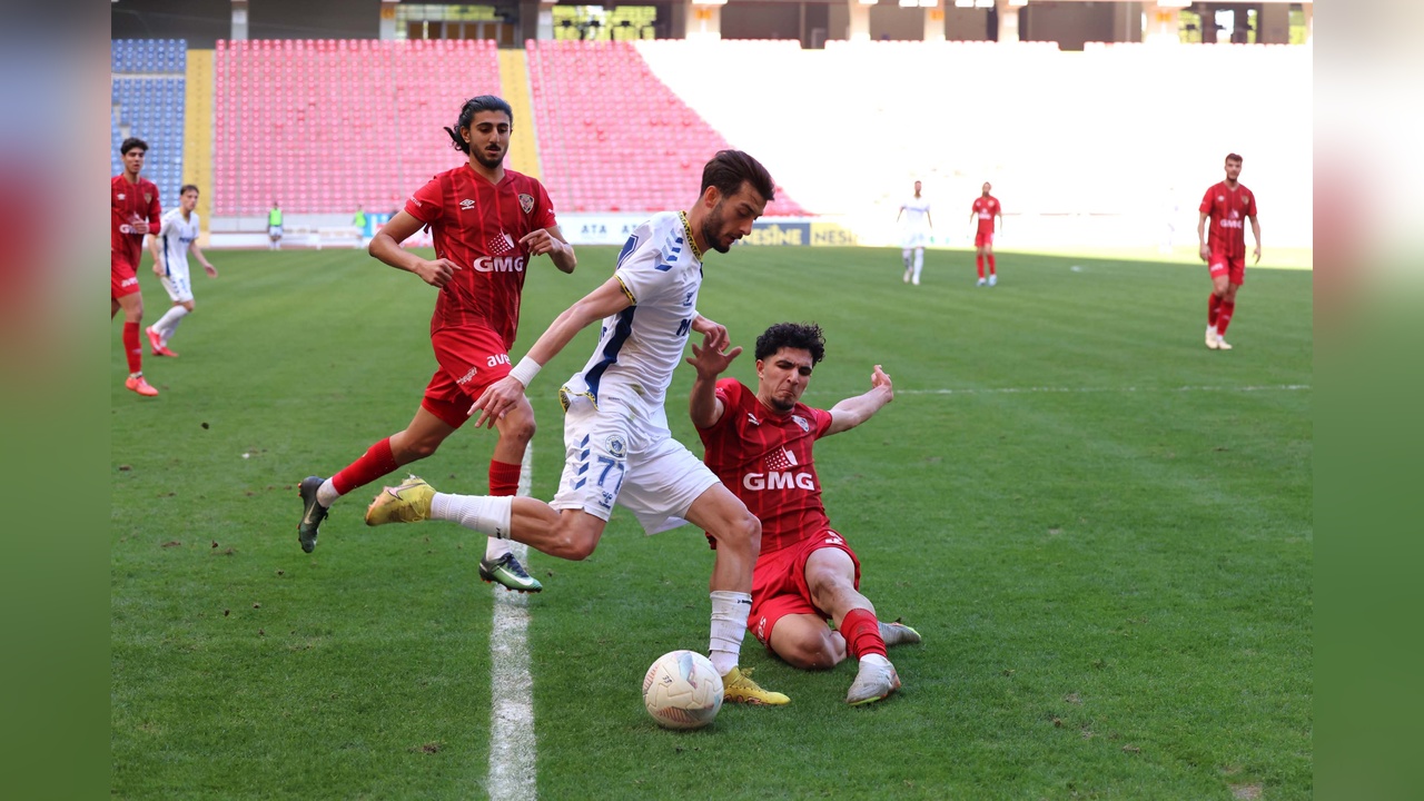 Menemen FK, Mersin'de Farklı Galibiyet Elde Etti