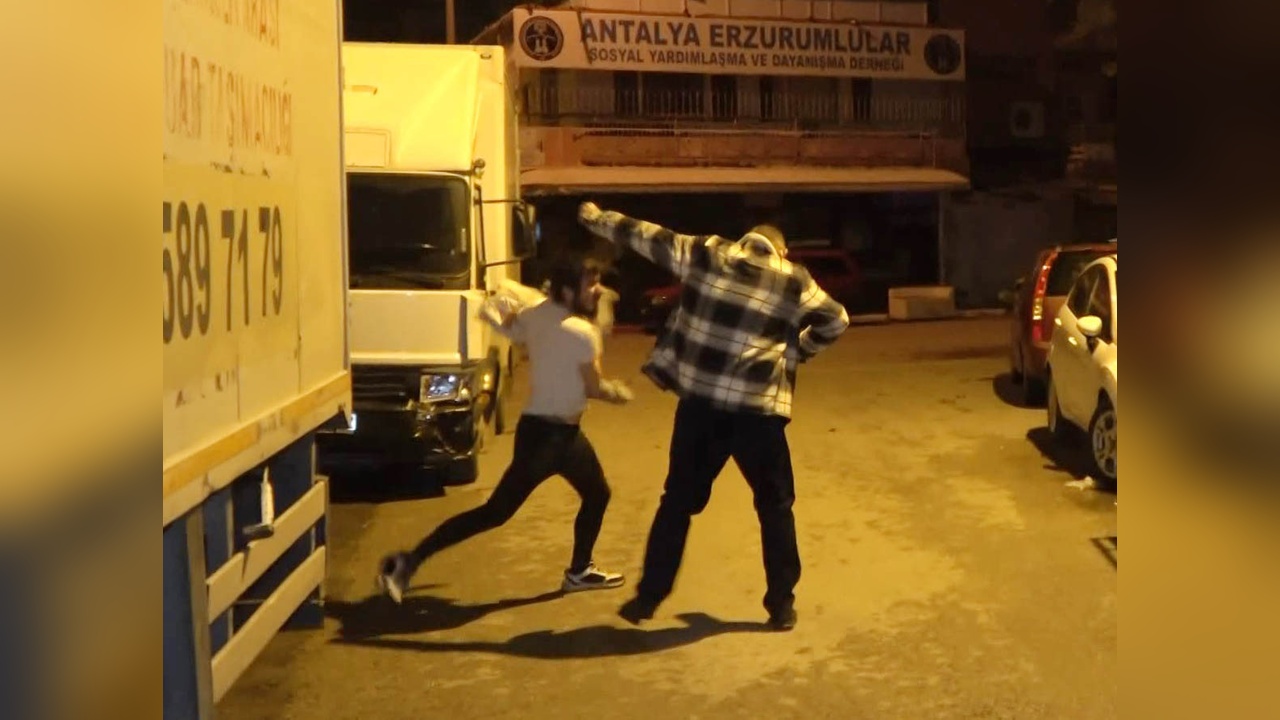 Kadın Kuaföründen Korkutan Olay: Dükkan Yakma Tehdidi