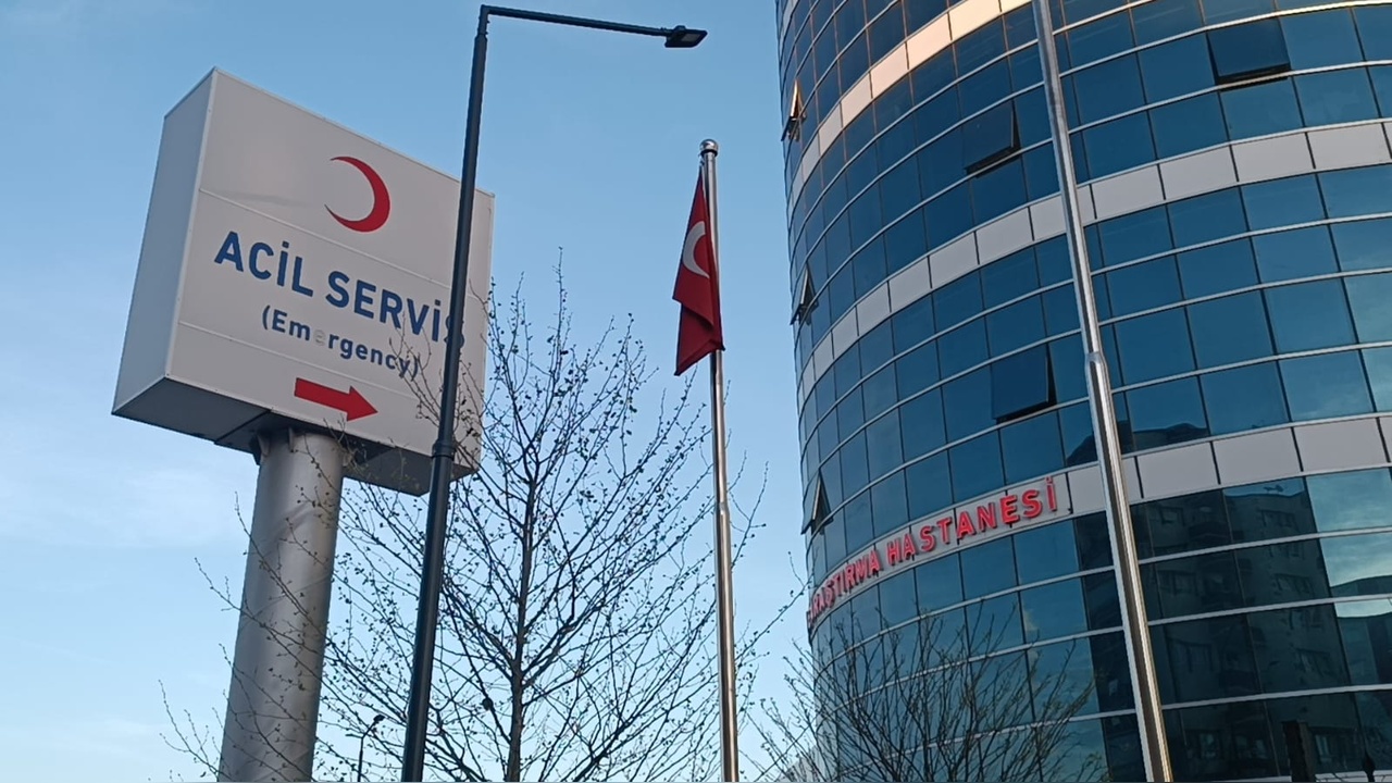 Tüfekle Oynayan Çocuk Annesini Vurdu