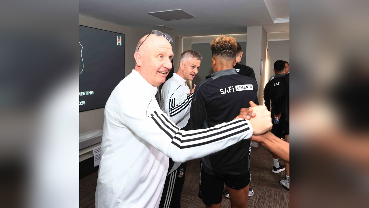 Beşiktaş'ta Başkan Adalı ve Teknik Direktör Solskjaer'dan Önemli Toplantı