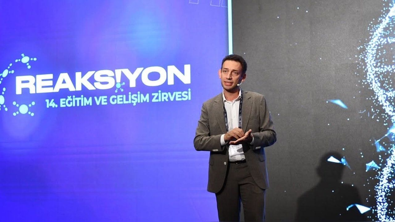 Liderlerin 2025 Vizyonu: Değişen Koşullara Uyum Sağlamak