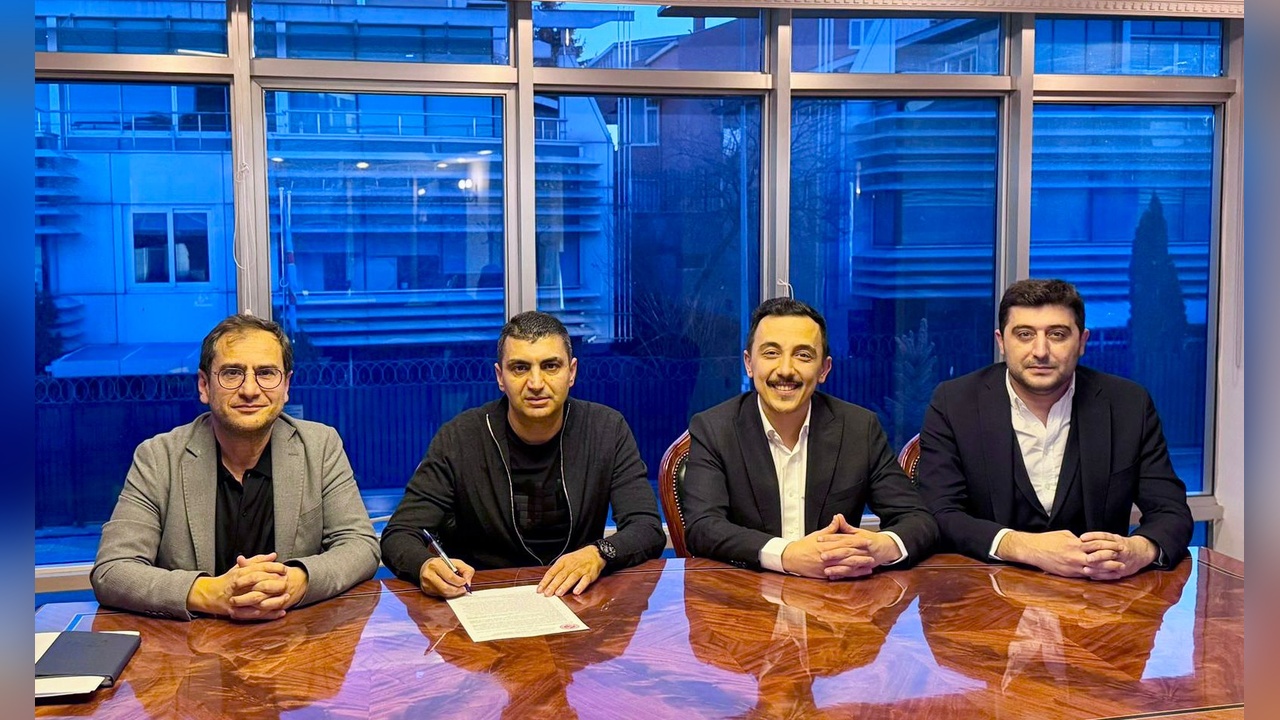 Batman Petrolspor'da Yeni Dönem: Serdar Bozkurt Teknik Direktör Oldu