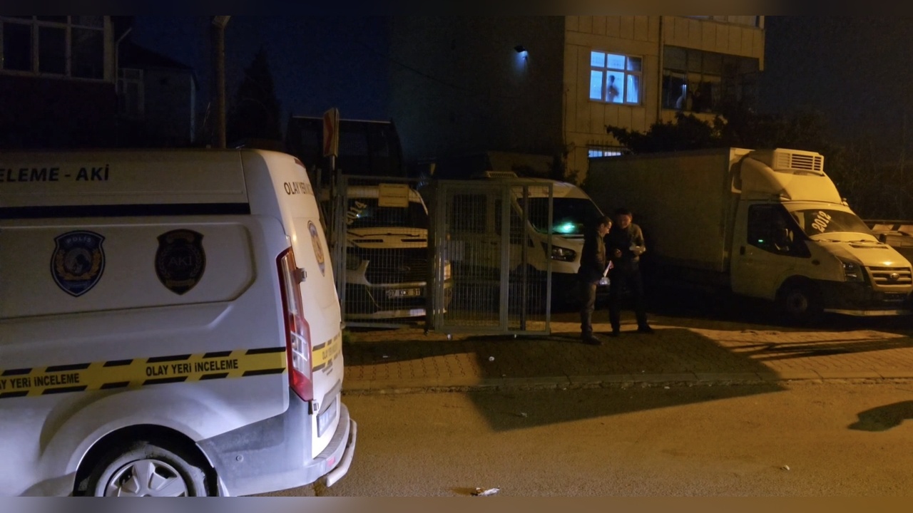 Maltepe'de Tüfekle Fotoğraf Çekerken Trajik Kaza: Bir Genç Hayatını Kaybetti