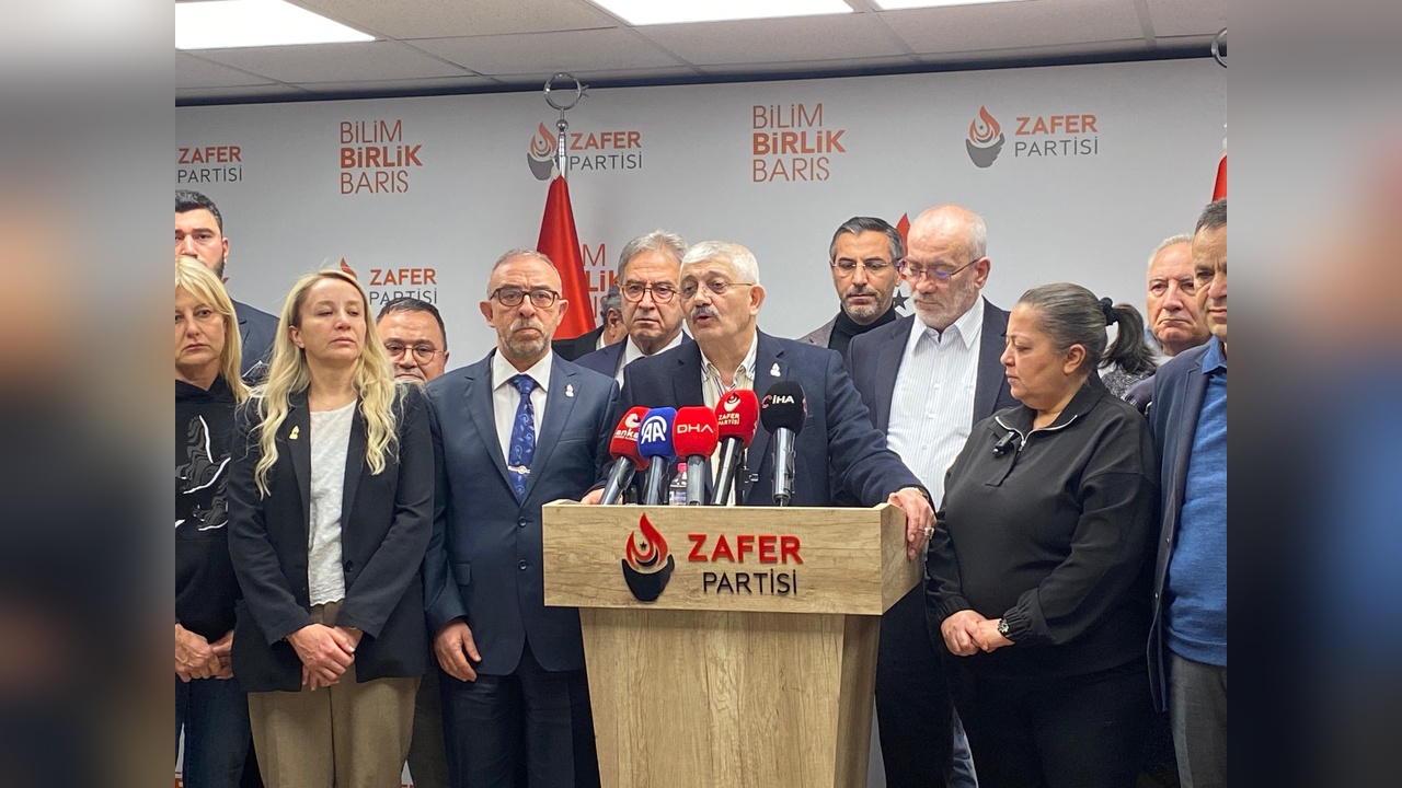 Ümit Özdağ Ankara'da Gözaltına Alındı
