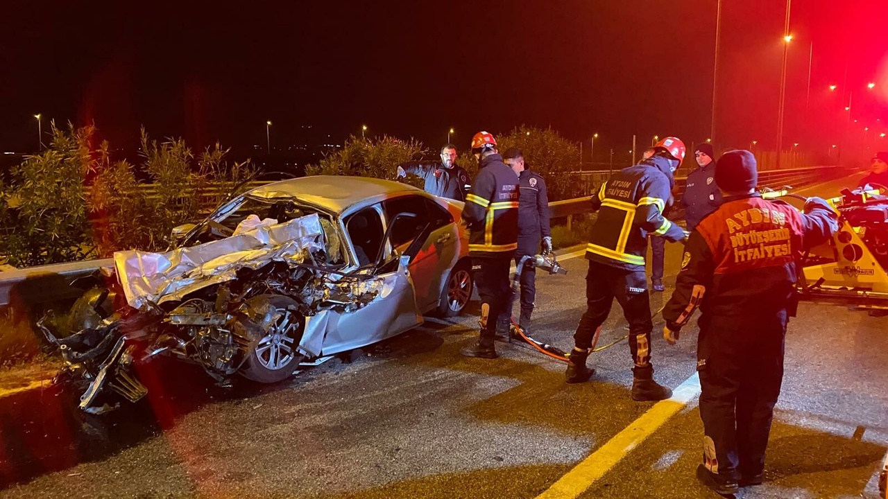 Ters Yönde Seyreden Araç Kamyonla Çarpıştı: Bir Kişi Hayatını Kaybetti