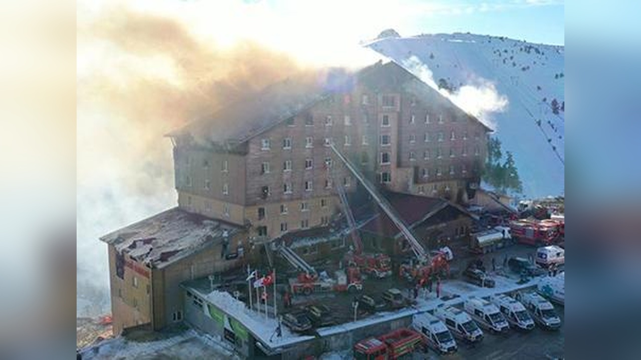 Bolu'daki Otel Yangını Sonrası Taziye Mesajları Yağdı