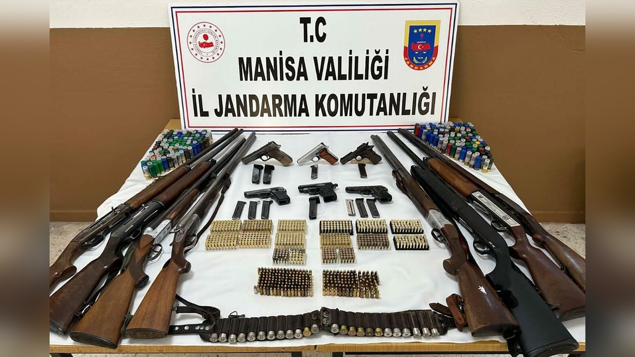 Manisa'da Ruhsatsız Silah Operasyonu Gerçekleşti