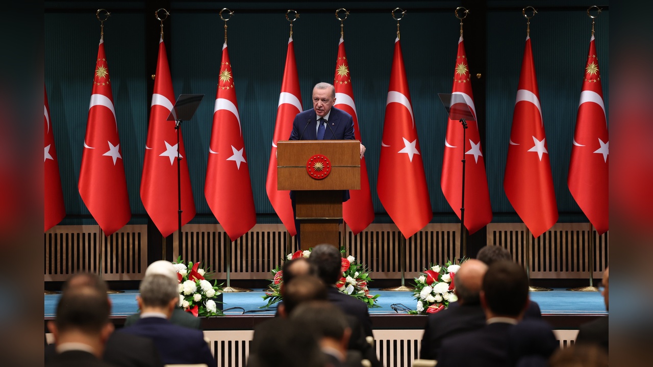 Bolu Yangını Nedeniyle 1 Günlük Milli Yas İlan Edildi